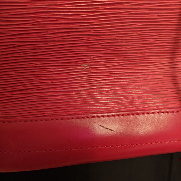 Louis Vuitton Red Epi Noe Bucket Bag - Picture 3 of 16